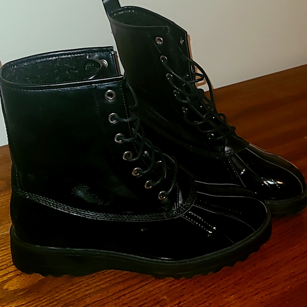 Justfab Winter Black Boot - Picture 2 of 3